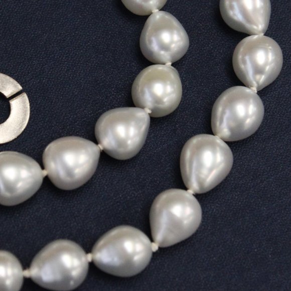 14kwr South Sea Pearls - Picture 4 of 4